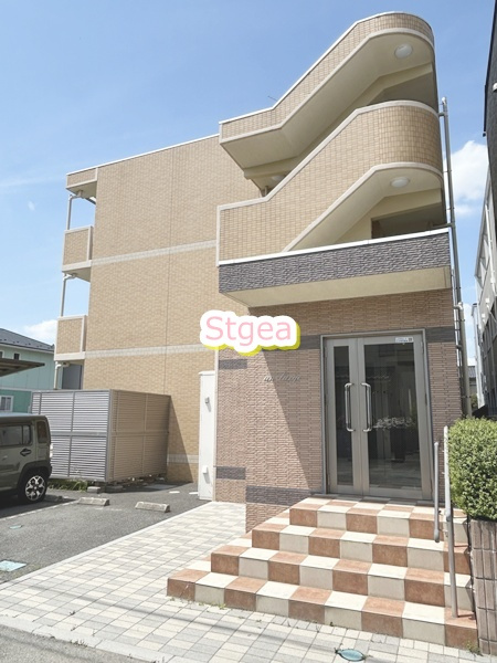 アン ラルジュの外観