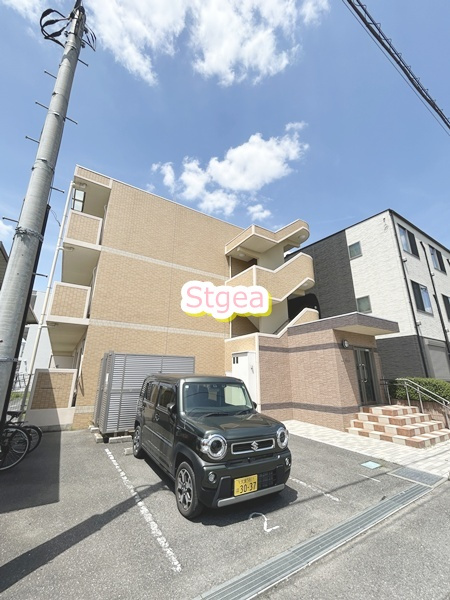 アン ラルジュの外観