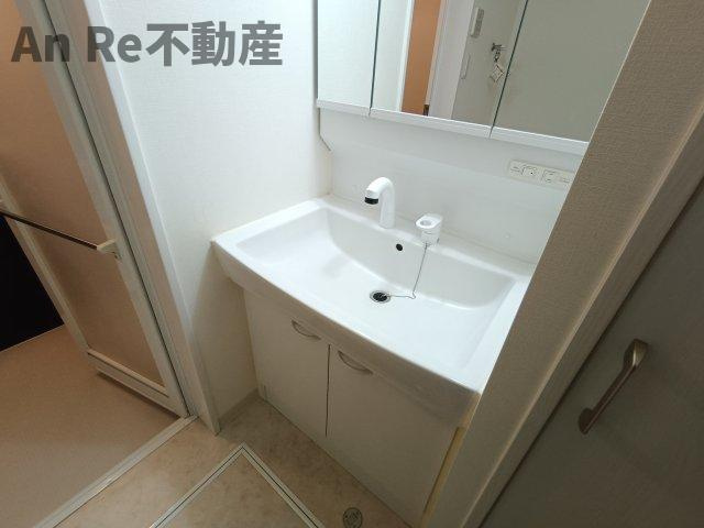 エイトガーデンの洗面所|別部屋イメージ写真