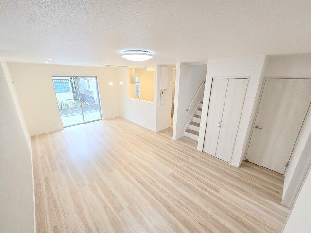青梅市河辺町6丁目　全2棟の外観|現在建築中！2026年撮影