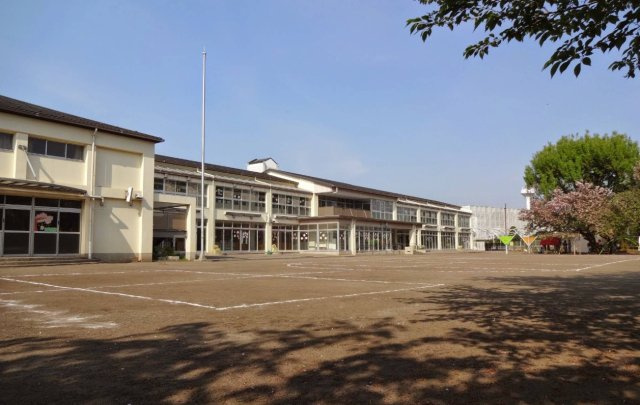 【東村山青葉町】建築条件なし売地の外観|まりあ幼稚園）徒歩約7分(約500m)