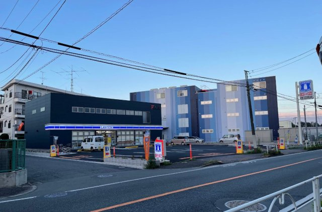 【東村山青葉町】建築条件なし売地の周辺|ローソン東村山秋津町二丁目店）徒歩約5分(約350m)