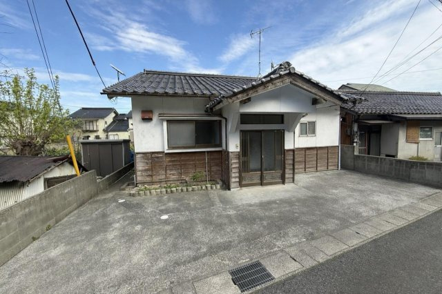 鳥取市里仁中古戸建の外観