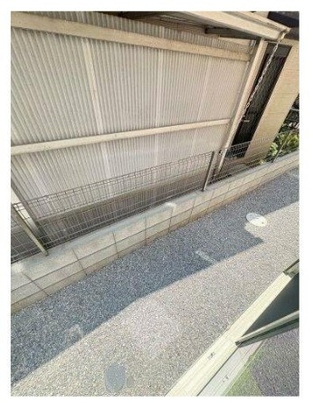 ベレガンス市川のバルコニー