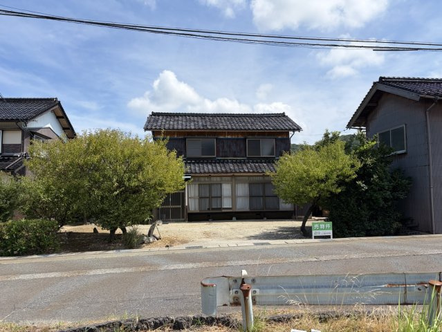 岩美郡岩美町大字本庄土地の外観