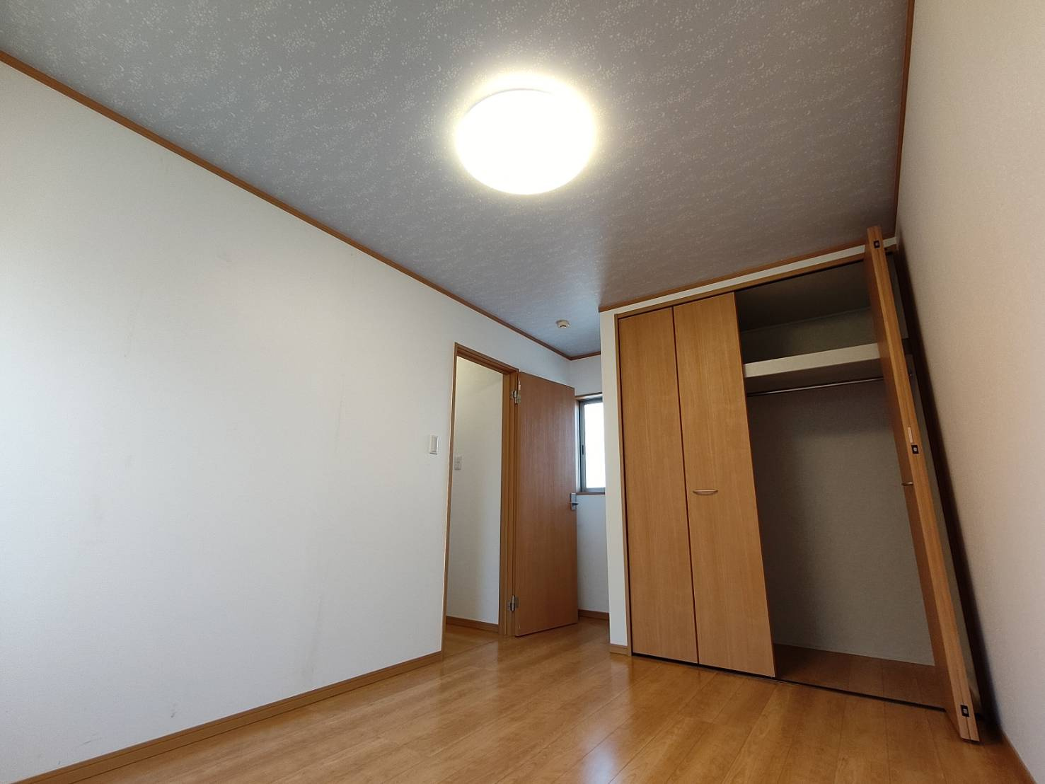 深阪　中古戸建の洋室