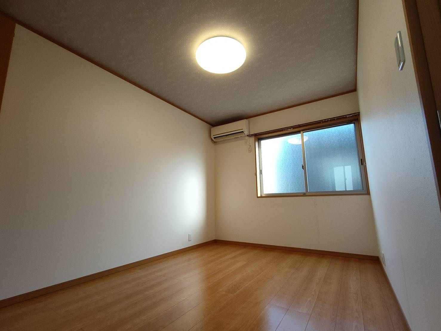 深阪　中古戸建の洋室