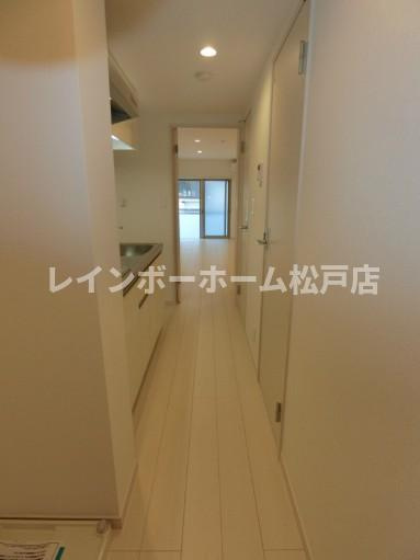 リブリ・ラ・ルーチェ新松戸の玄関