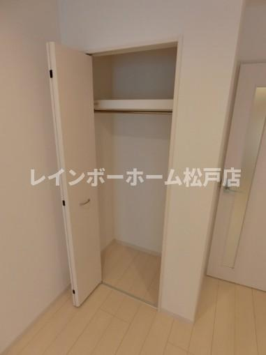 リブリ・ラ・ルーチェ新松戸の収納