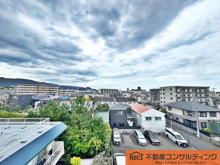 香枦園スカイハイツのバルコニー