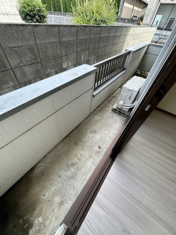 【バルコニー】