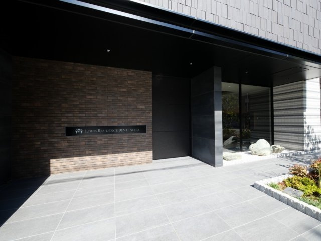 Ｌｏｕｉｓ　Ｒｅｓｉｄｅｎｃｅ　弁天町のエントランス