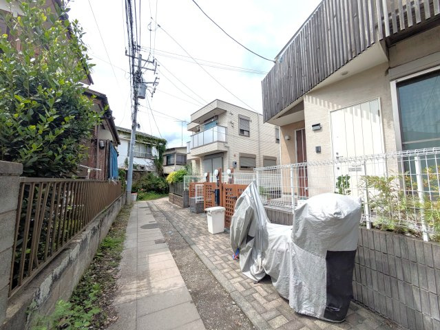 歴史と風情を感じる、魅力溢れる立地の周辺|住宅地