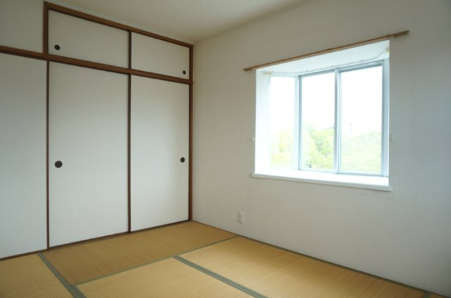 名谷33団地115号棟の和室|和室6帖