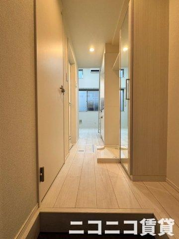 【玄関】 | ハーモニーテラス日ノ出町Ⅵ | 別号室イメージの為、現状を優先致します。