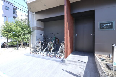 【エントランス】 | S-RESIDENCE名駅 | 落ち着いたエントランスです