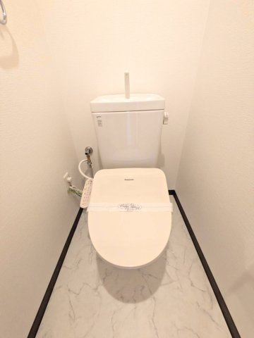 リコリスのトイレ|落ち着いたトイレです