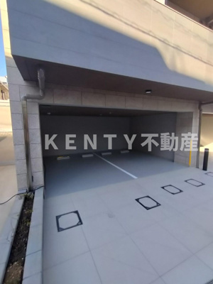 【駐車場】 | クレイシアＩＤＺ中馬込 | 駐車場に車を止められます