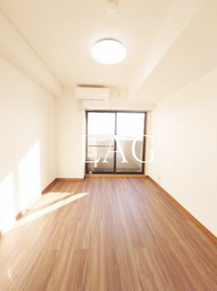 【居間・リビング】 | ルーブル新高円寺 | 洋室のお部屋です。