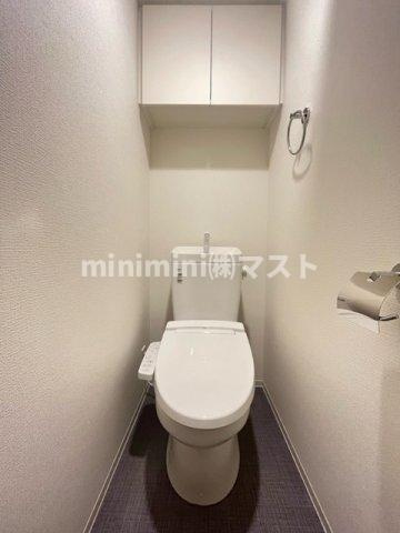 大阪市浪速区桜川１丁目の賃貸マンションのトイレ