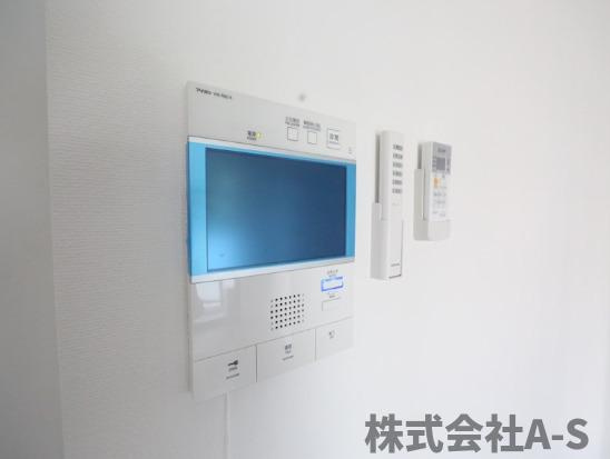 レジデンシア泉Ⅰのセキュリティ|同間取り画像使用
実際のお部屋と色などが異なる場合がございます。