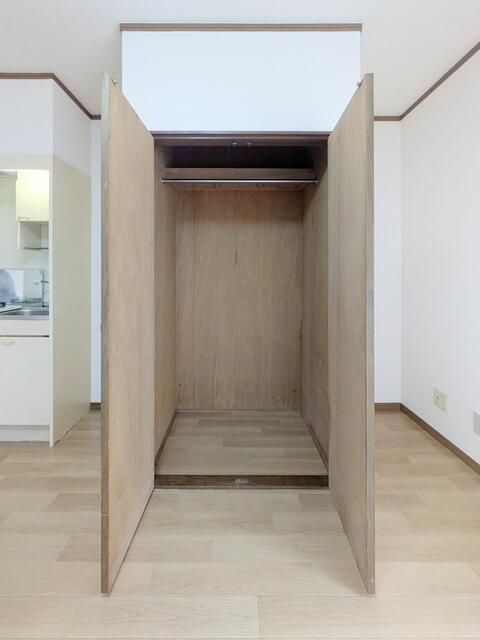 真間ハイツの収納