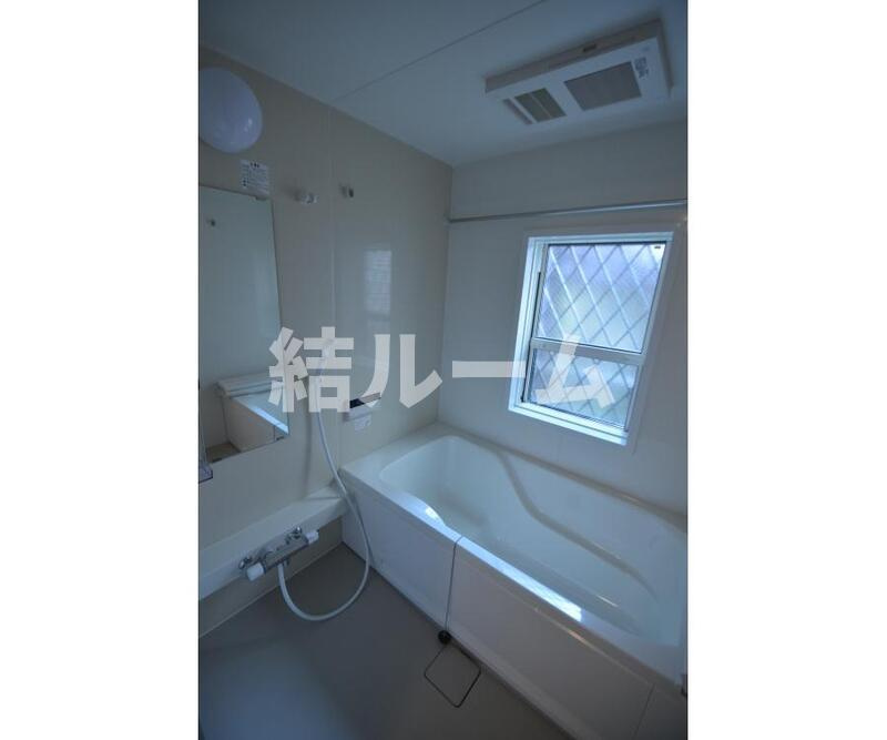 練馬区中村北１丁目のアパートの浴室