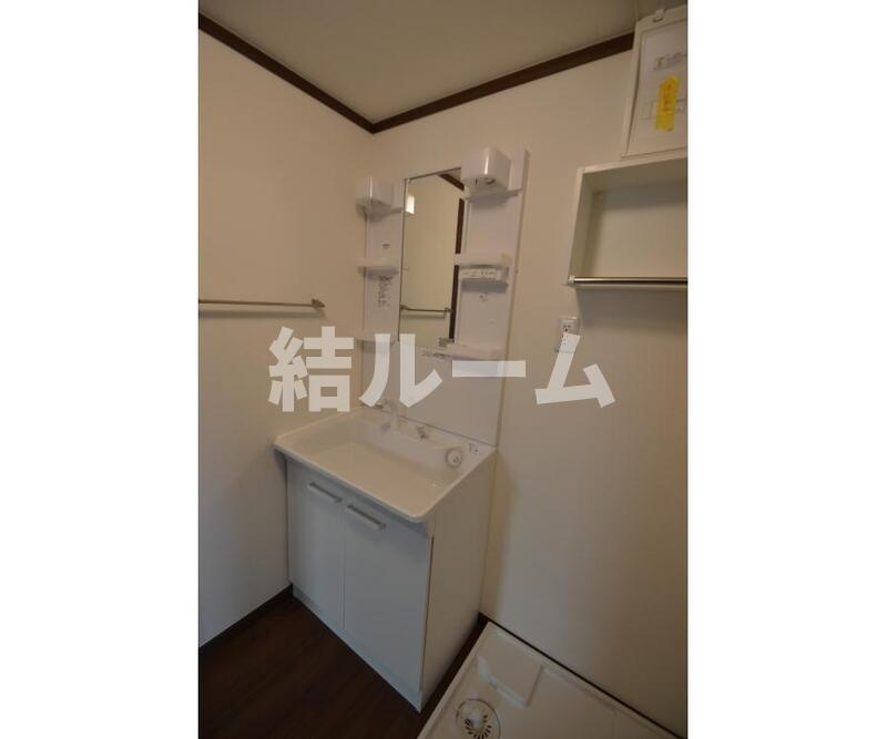 練馬区中村北１丁目のアパートの独立洗面台