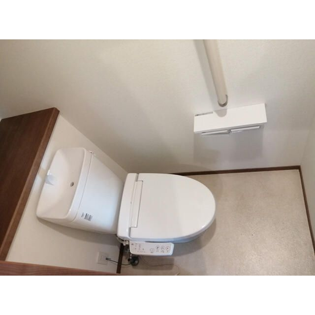 習志野市谷津５丁目住宅（０４０７３７）のトイレ