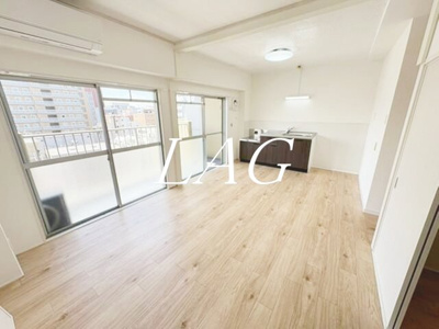 【居間・リビング】 | 山口マンション | 洋室のお部屋です。