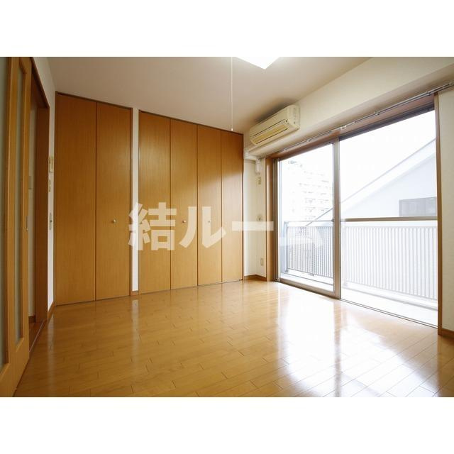 川越市松江町１丁目の賃貸マンションの居間・リビング