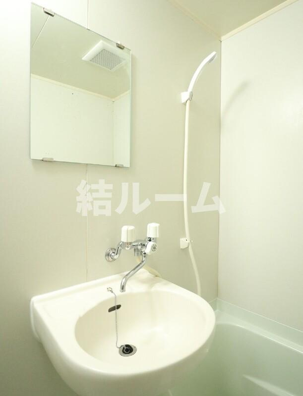 北区滝野川２丁目のアパートの洗面所