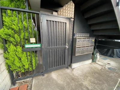 【エントランス】 | ひまわりハウス