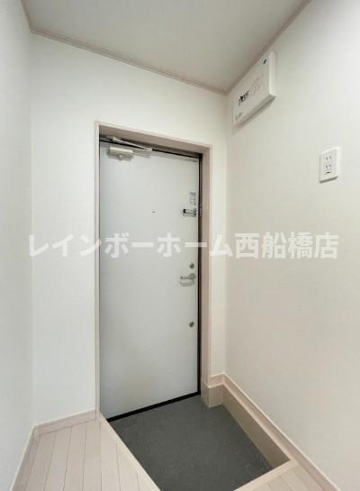 シャンテ新小岩の玄関