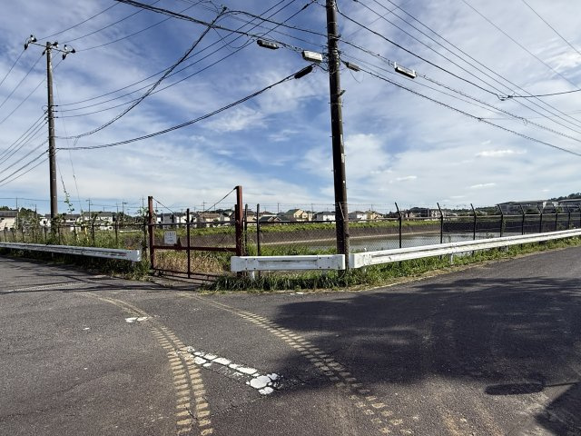 【限定１棟】大網白里市みどりが丘四丁目新築戸建の前面道路含む現地写真