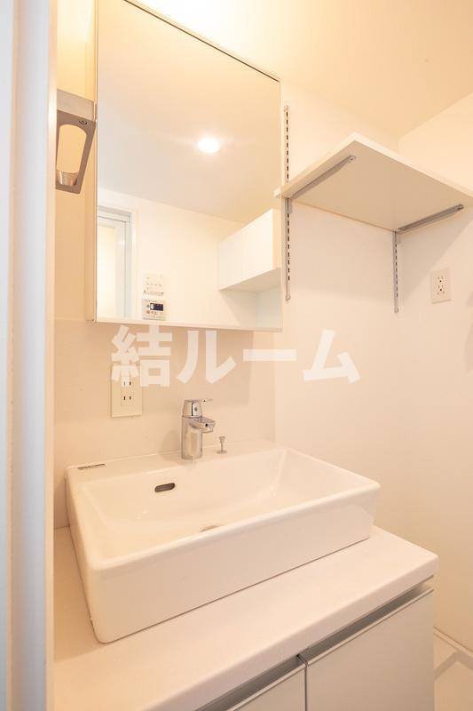 板橋区板橋３丁目の賃貸マンションの洗面所