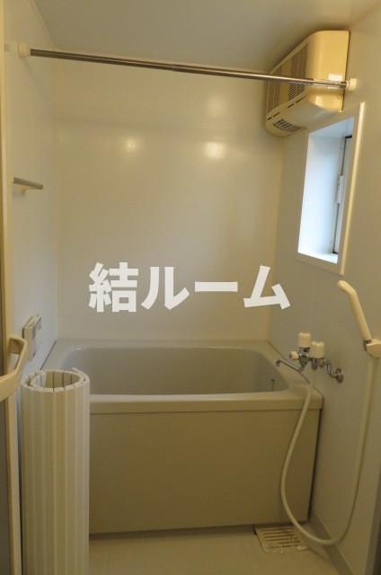 中野区沼袋２丁目のアパートの浴室