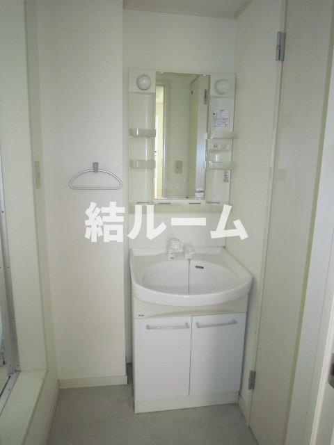 中野区沼袋２丁目のアパートの洗面所