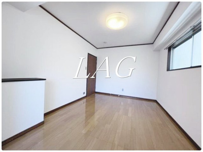 【居間・リビング】 | 金桜堂ビル | 洋室のお部屋です。