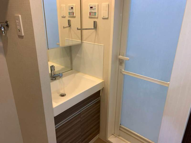 渋谷区本町３丁目の賃貸マンションのその他|忙しい朝には欠かせない洗面所です