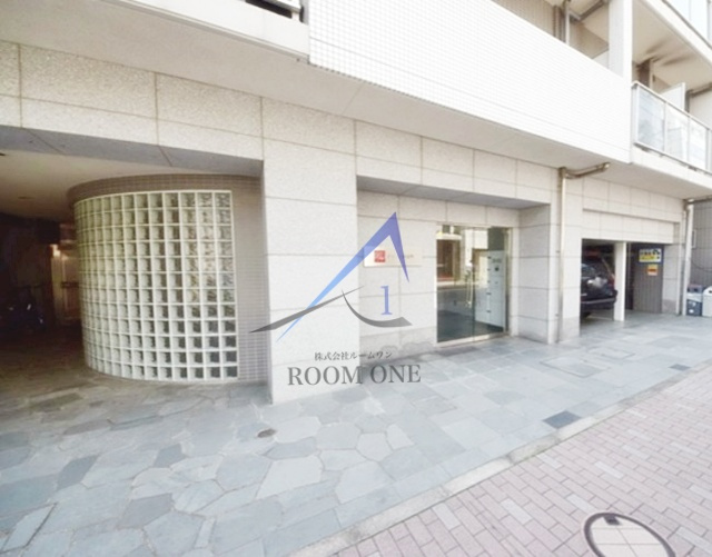 ドゥーエ新富町のエントランス|エントランスです。