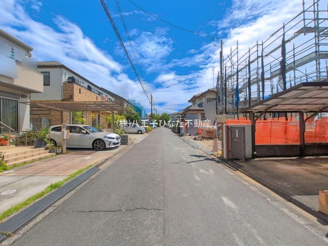 『八王子市新築戸建て』八王子市北野台4-14-12【仲介手数料無料】の前面道路含む現地写真|～仲介手数料無料☆八王子ひなた不動産～八王子市北野台　新築戸建て