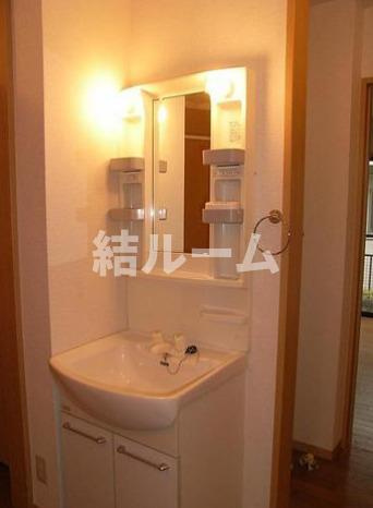 豊島区高田１丁目のアパートの洗面所