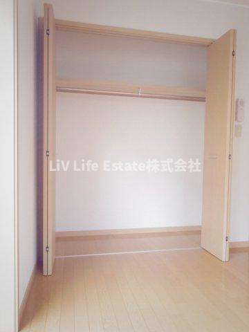 小平市花小金井１丁目のアパートの収納