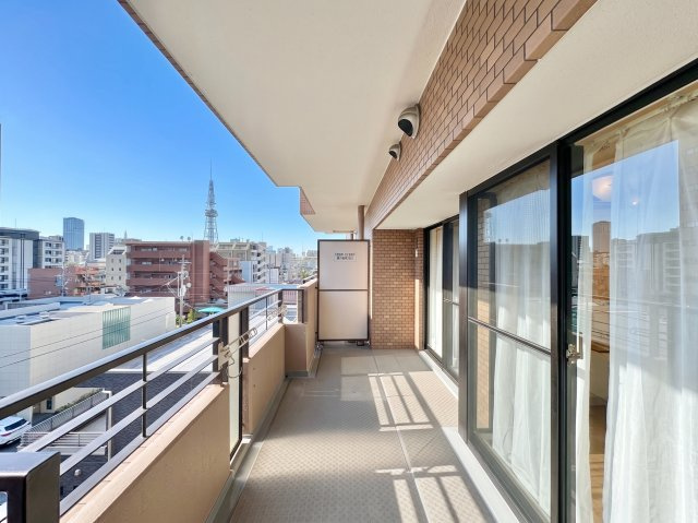 グランドメゾン主税町のバルコニー