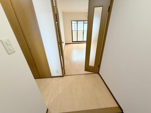 村口ビル新高の内装