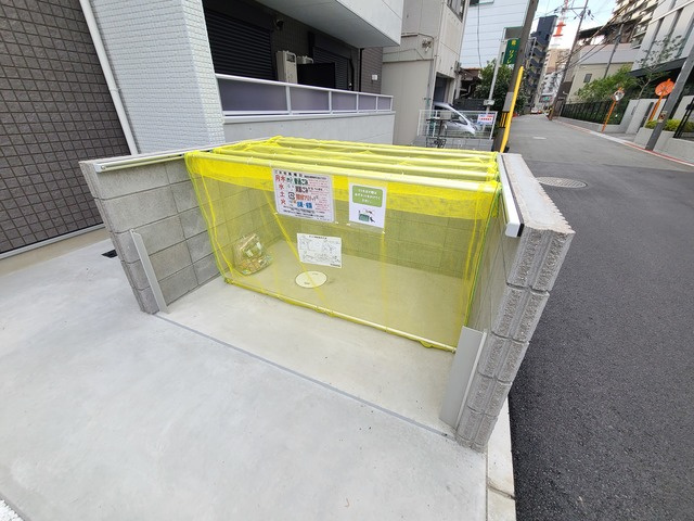 大阪市東淀川区上新庄３丁目のマンション