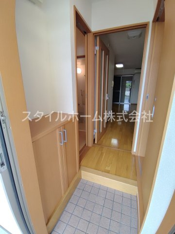 【玄関】 | I-STAGE東岩田 | 別部屋写真です。