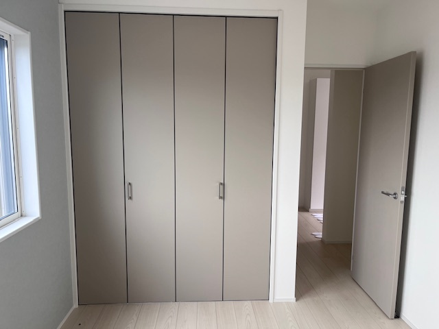 呉市宮原新築戸建て2階リビングの収納