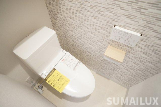 熊本市南区南高江１丁目のアパートのトイレ|写真は同施工会社の類似物件となります。